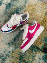 Load image into Gallery viewer, Custom Kicks (Freestyle Art)
