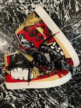 Load image into Gallery viewer, Custom Kicks (Freestyle Art)